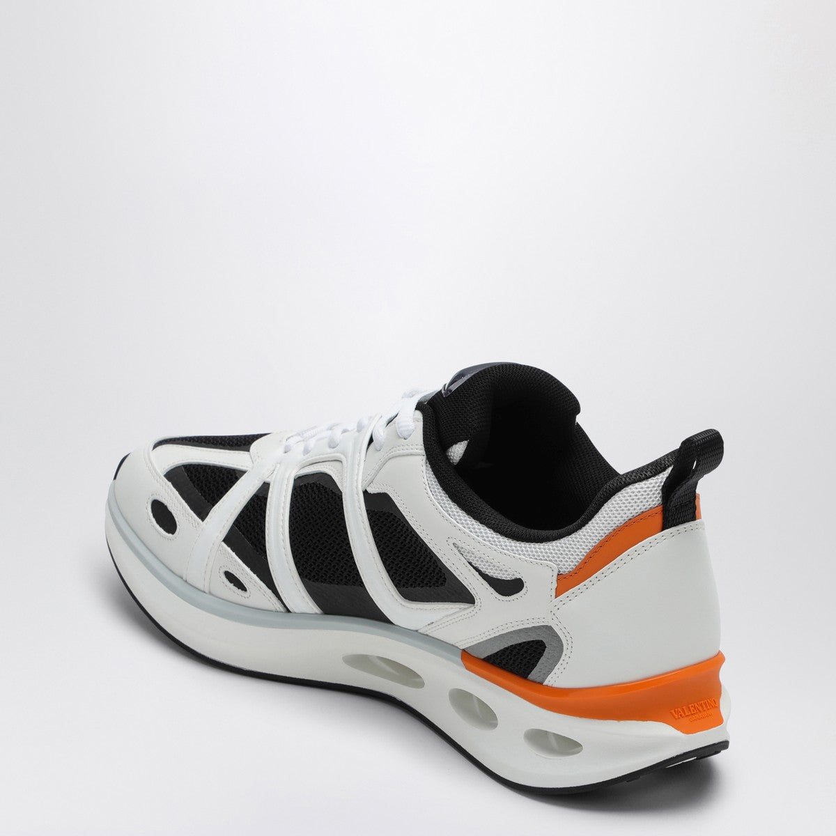 Valentino Garavani Vlogo Easyjog white/black/orange sneakers